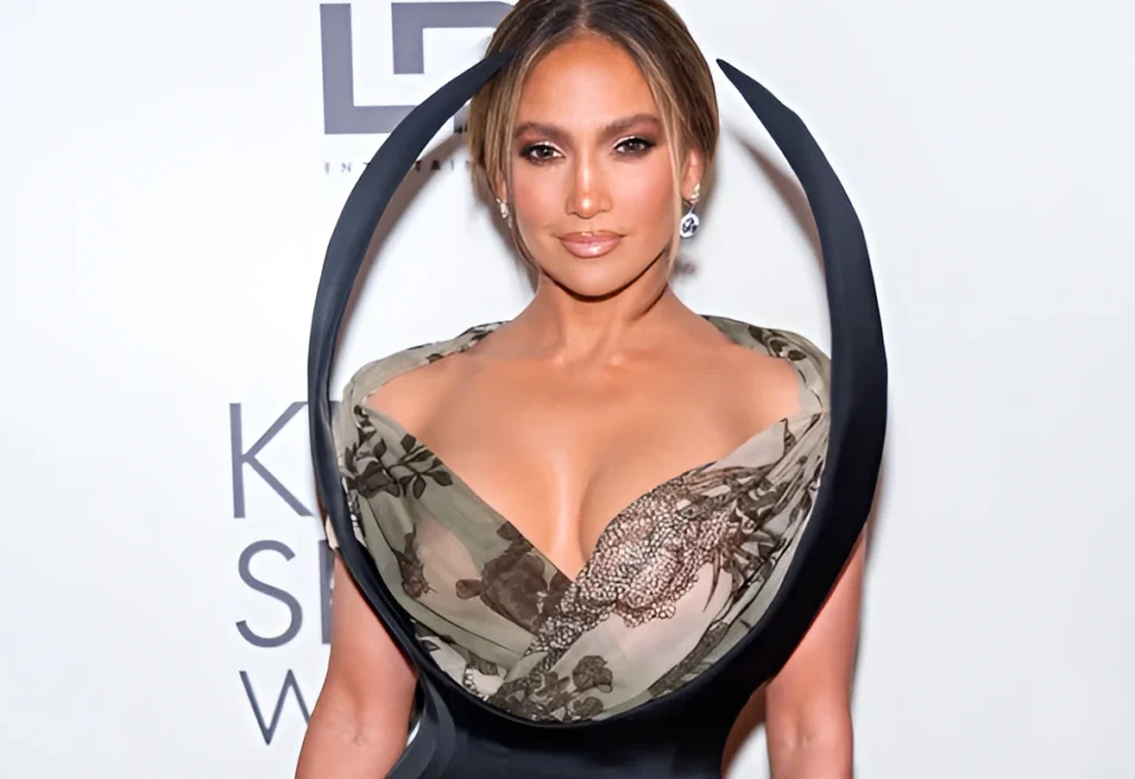 wie alt ist jennifer lopez